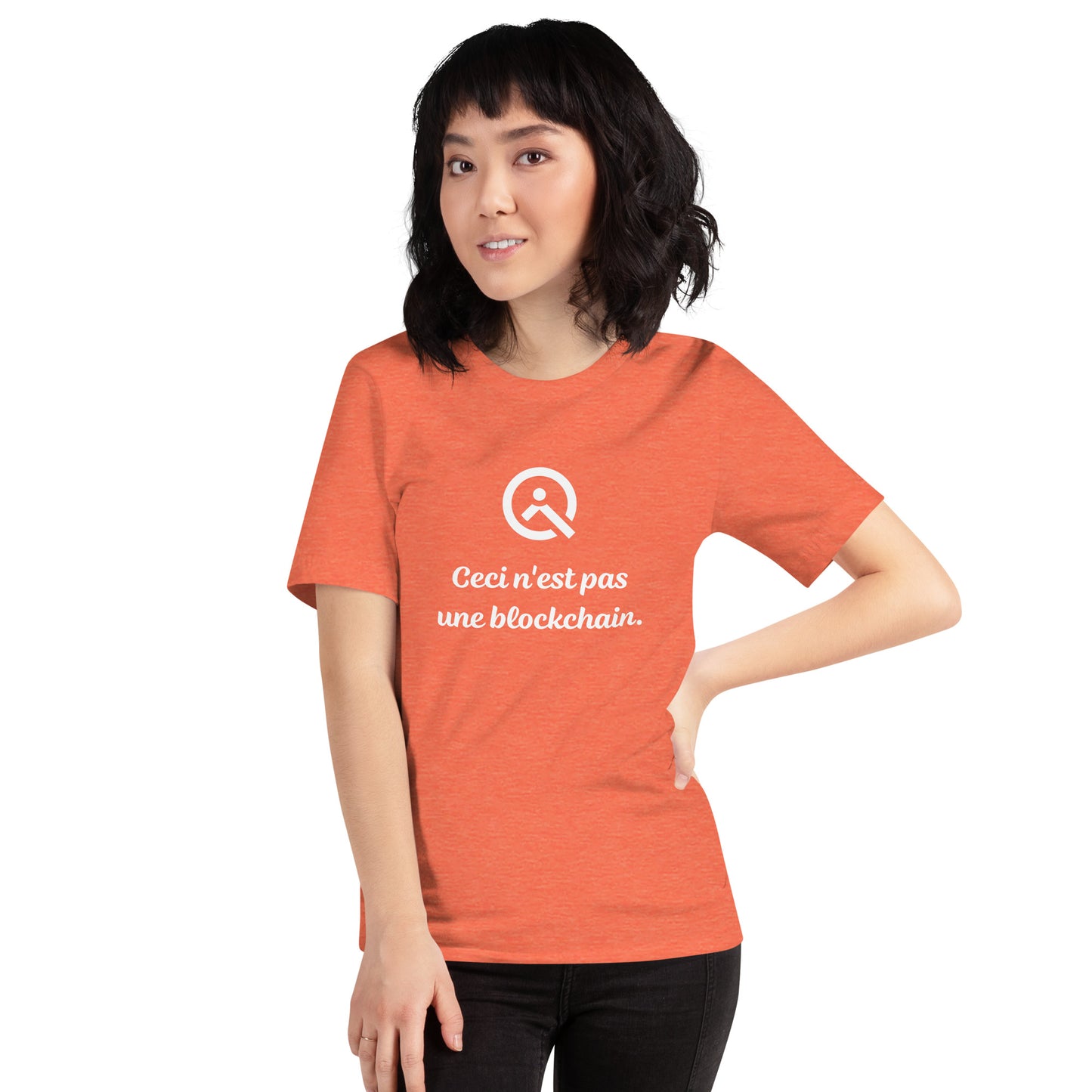 "Ceci n'est pas une blockchain" Unisex t-shirt